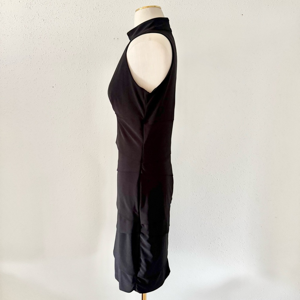 WHBM Mock Neck Peephole Black Instantly Slimming Dress Sheath Women's Size 10 L - Picture 5 of 7